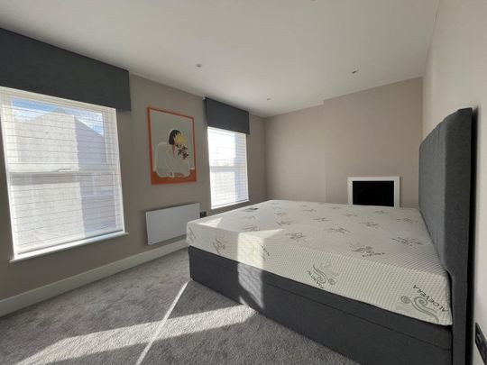 1 Bed Flat, Broad Street, RG1 - Photo 1