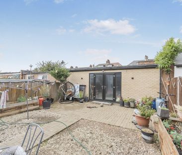 House Share to rent - St. James's Avenue, Gravesend, DA11 - Photo 5