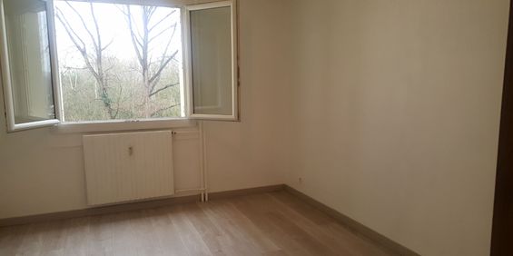 Location Appartement 2 pièces 42m² - Photo 3