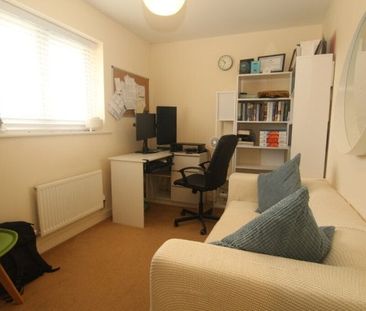 Dunmowe Way, Fulbourn, Cambridge £1,400 pcm ⓘ The monthly or weekly... - Photo 3