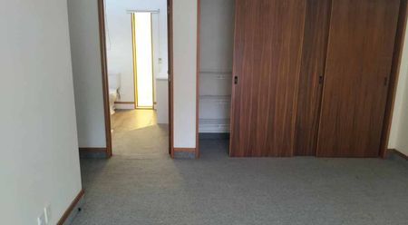 Large Home and Granny - 4 Bdrm 3 Bathroom - Photo 4