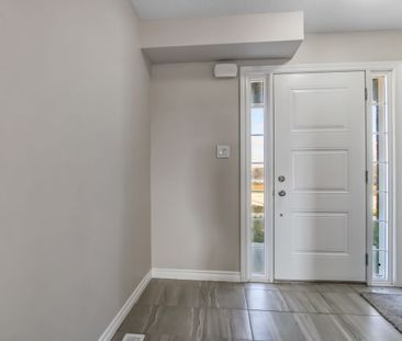 For Lease - 371 KENNINGTON Way, London South, Ontario - Photo 5