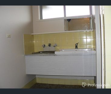 2/64 Stoneham Street, Joondanna, WA 6060 - Photo 6