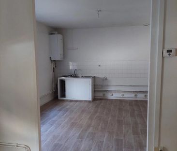 Appartement T3 à louer , Saint-Étienne - Photo 3