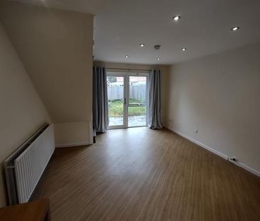 2 bedroom end of terrace house to rent - Photo 1