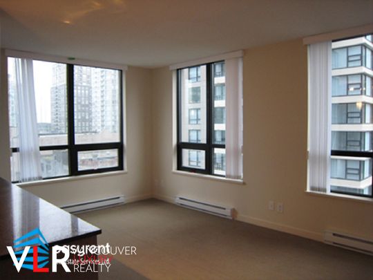 Condo in Downtown Vancouver, BC - Photo 1