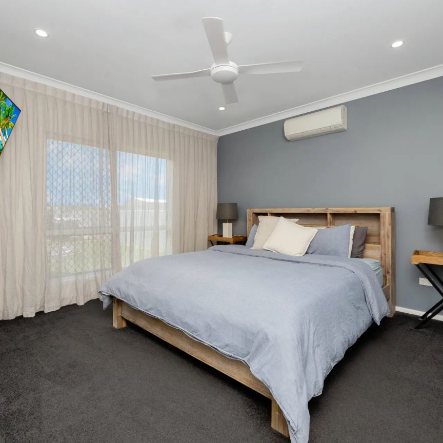 Executive Property Combines Luxury and Convenience - Photo 1