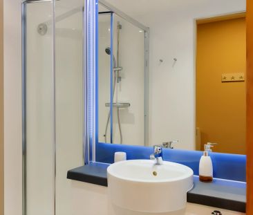 Gold En Suite - Photo 5