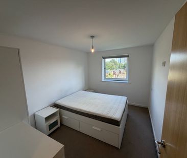 1 Bed Flat, Spinner House, M5 - Photo 5