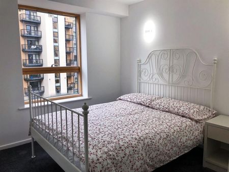 2 bedroom Flat To Let - Photo 4