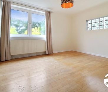 3 bedroom detached house to rent - Photo 1