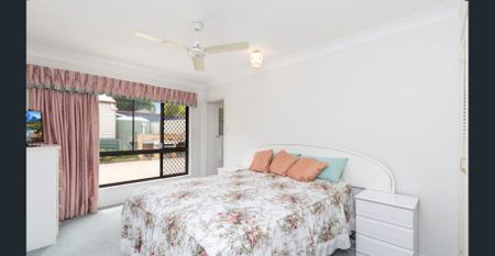 COASTAL FAMILY LIVING | SHED + SIDE ACCESS - Photo 3