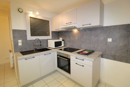 Location Appartement 3 pièces 52m² - Photo 4