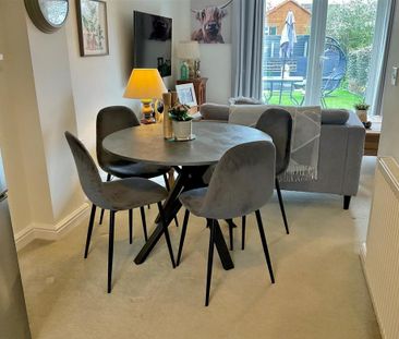 2 bedroom house to rent - Photo 1