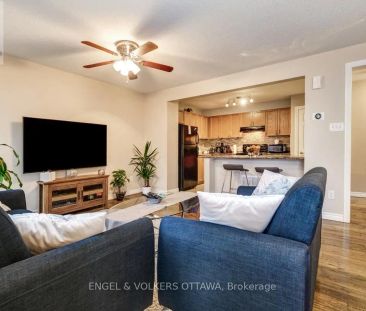 2604 BAYNES SOUND WAY - Photo 1