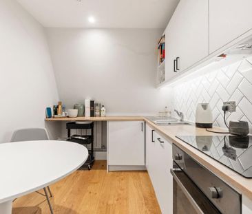 1 bedroom flat to rent - Photo 5