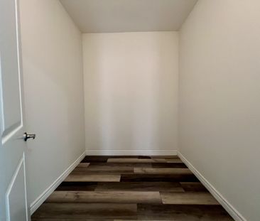 For Lease - 282 Elgin Mills Road, Richmond Hill, Ontario - Photo 6