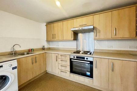 2 bedroom flat to rent - Photo 5