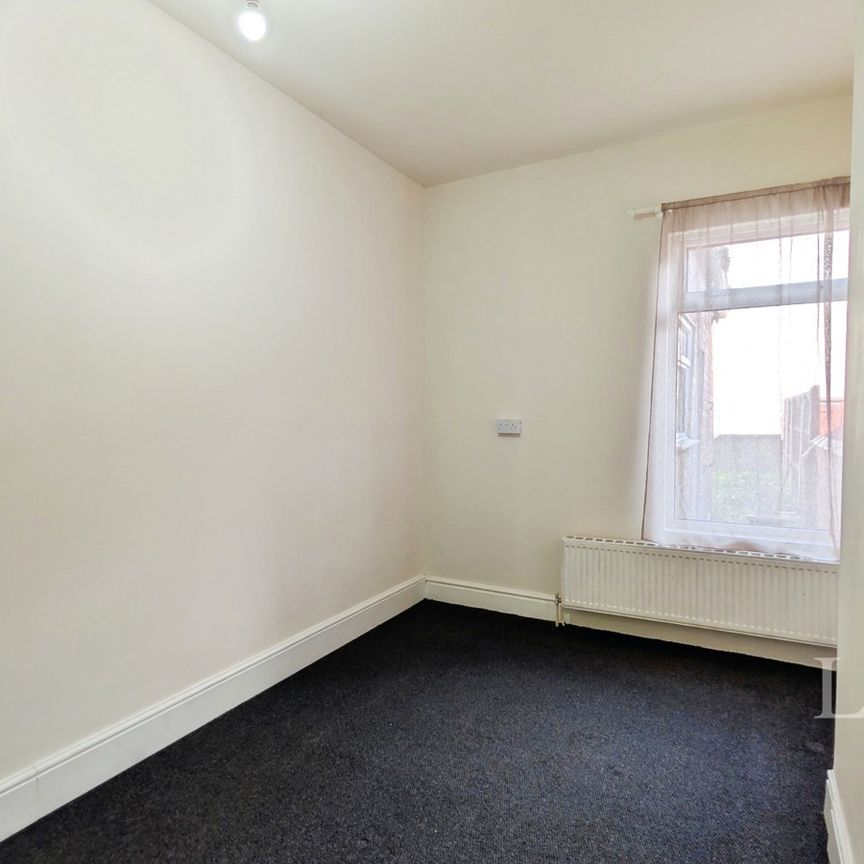 3 bedroom terraced to rent Widdrington Road, Coventry, West Midlands, CV1 - Photo 1