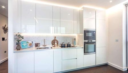 Charles Clowes Walk, London, SW11 - Photo 4