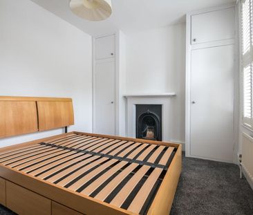 7 Robson Road - Photo 2