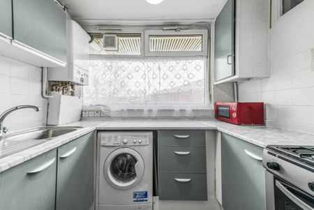 Fowler Close, SW11, London - Photo 2