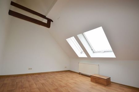 Charmante und großzügige Dachgeschosswohnung! - Photo 3