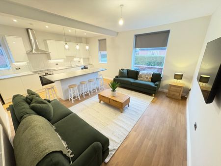 6 bedroom terraced house to rent - Photo 3