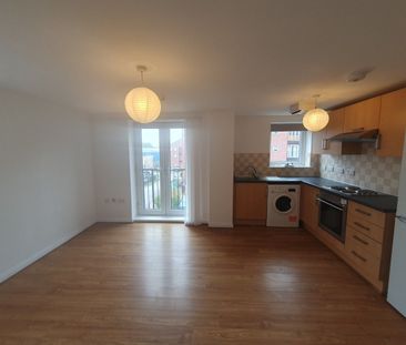 1 Bed Flat, Hessel Street, M50 - Photo 4