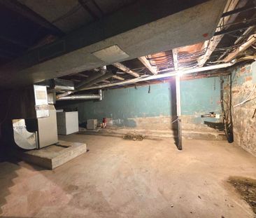 For Lease - 457 Queen Street Unit# Main, Toronto, Ontario - Photo 4