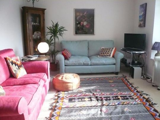 2 Bed FLat - Montpelier Terrace, Brighton City Centre - ALLOCATED PARK - Photo 1