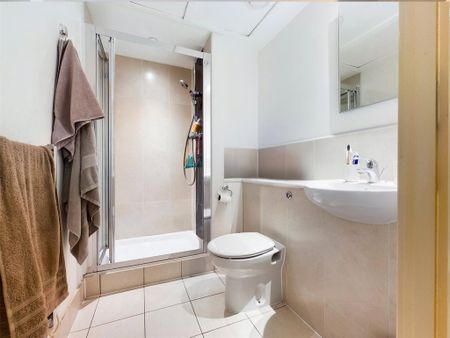 Studio to rent - Photo 5