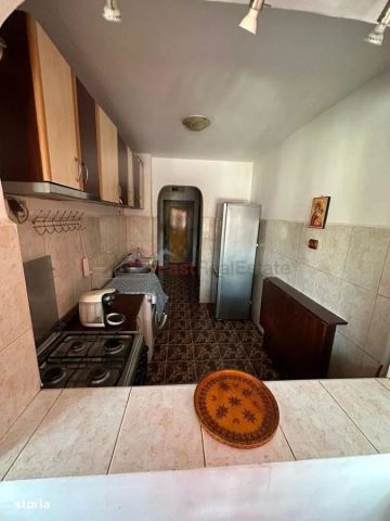 Apartament 2 camere spatios zona Titan - Photo 3