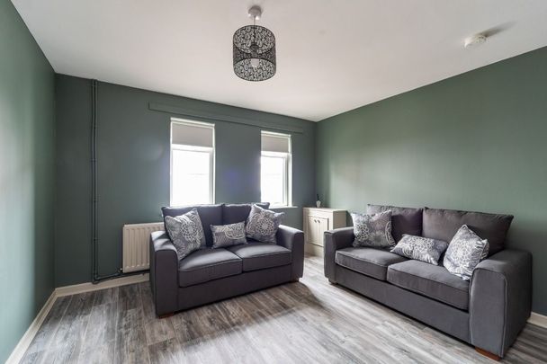 2 Meadowbank Street, Belfast BT9 7FG - Photo 1