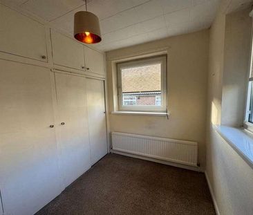 West Croft, Wyke, Bradford, BD12 - Photo 2