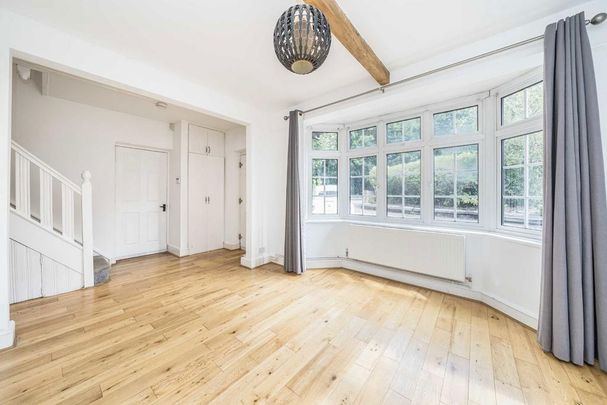 4 bedroom detached house to rent - Photo 1