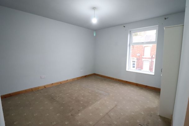 2 Bedroom Mid Terraced House To Rent - Photo 1