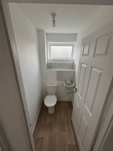 Pensford Drive, Eastbourne - Photo 4