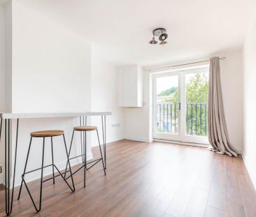 1 bedroom apartment to rent - Photo 2