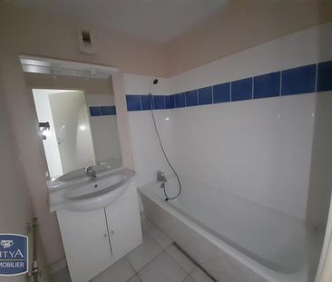 Location Appartement 2 pièces 47m² CHATEAUROUX 36000 - Photo 5