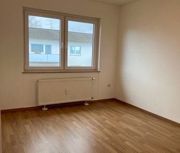 *Erzhausen - Vollständig renovierte 4 Zimmerwohnung in ruhiger Lage* - Photo 3