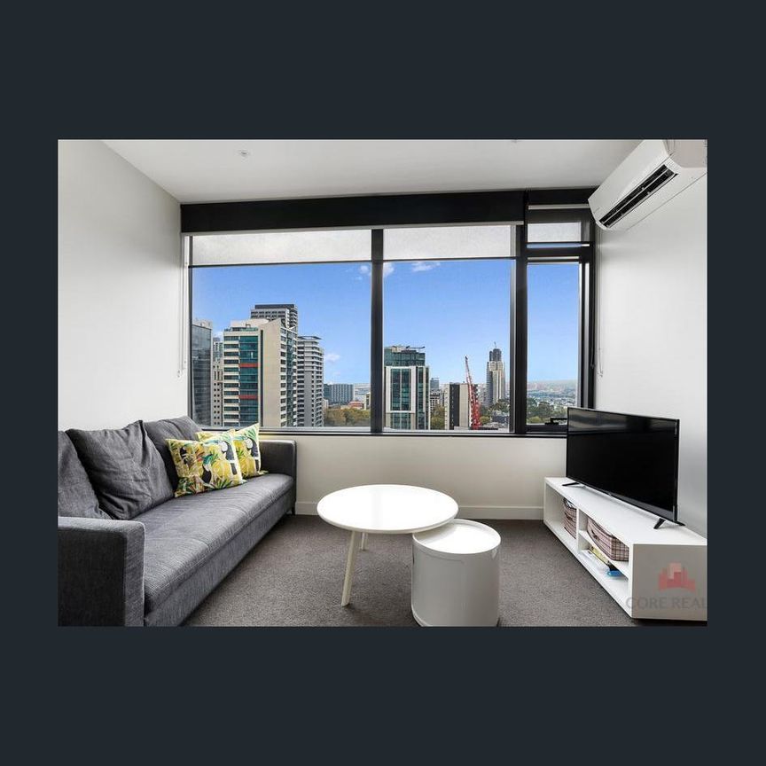 Furnished Apartment in perfect Location! - Photo 1