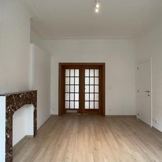 Appartement te huur - Photo 1