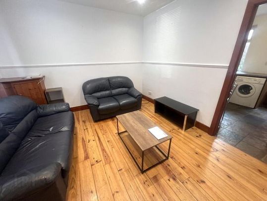 92 Tavanagh Street, Belfast, BT12 6JN - Photo 1