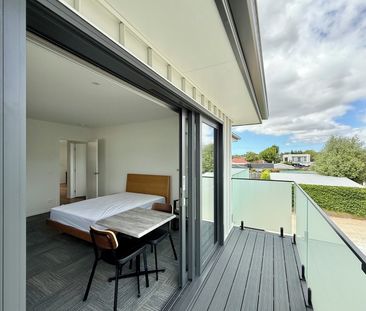 Your own private room, ensuite & outdoor space — bills included | M... - Photo 4