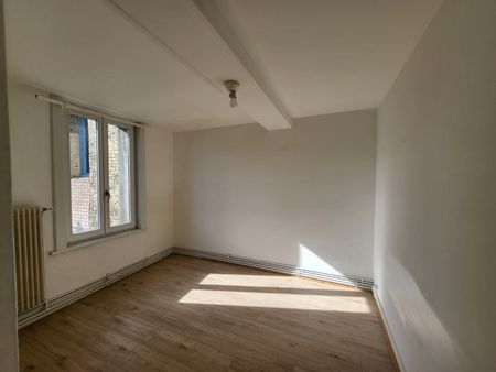 Location Appartement 3 pièces 60m² ST OMER 62500 - Photo 5