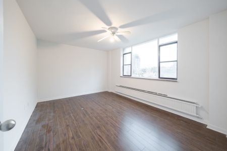 For Lease - 25 Bedford Road Unit# 707, Toronto, Ontario - Photo 4