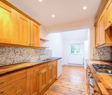 3 bedroom semi-detached house to rent - Photo 1