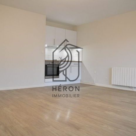 Appartement - T2 - 53m² - ARMENTIERES - Photo 1