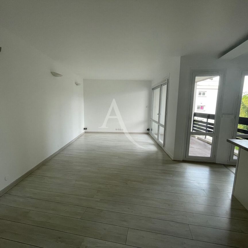 Location Appartement 3 pièces 64m² - Photo 1